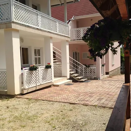 Apartment Galina
